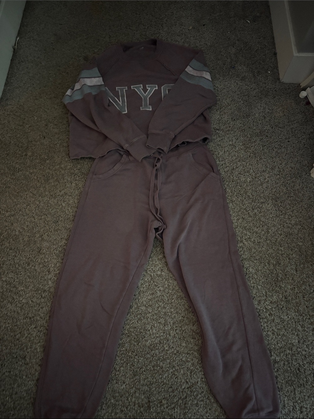 aerie mauve sweatset